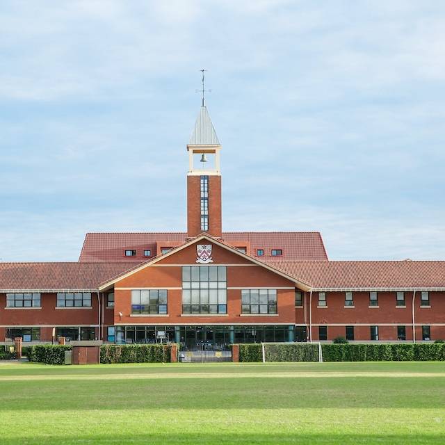 Dulwich College Shanghai Pudong, Founded in 2003